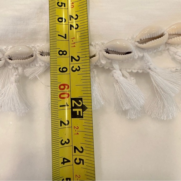 Lilly Pulitzer LOT OF 2 Tops Sleeveless 1- White 1- Blue Fringe Trim Sz M - Picture 8 of 16